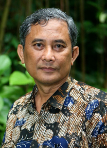 Iman Santoso